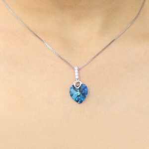 Cara Swarovski Crystal Heart Necklace 4